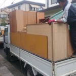 家具やソファーを載せている