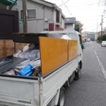 マンションゴミ置き場「不法投棄回収」