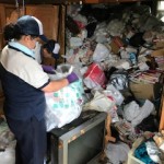 ゴミ屋敷状態の部屋