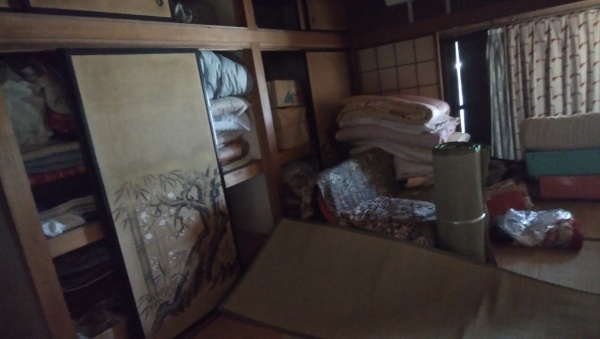 お部屋の中の不用品