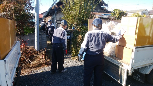 お庭のお片付け「平屋一軒家の不用品回収」