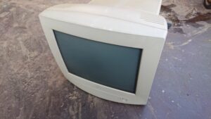 ブラウン管テレビ