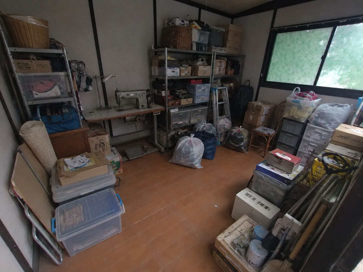 物置片付け前